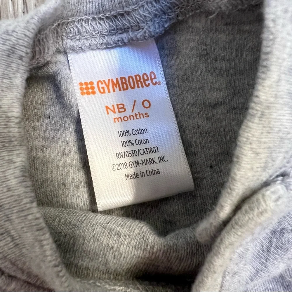 GYMBOREE LONG SLEEVE HAPPY ROMPER GREY NEWBORN
